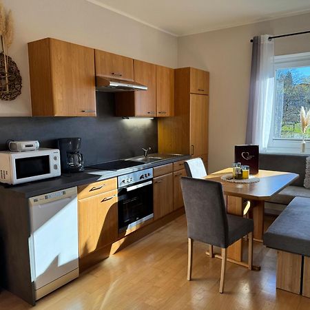 Ferienwohnungen Fischerhaus - Direkt Am See Millstatt Exteriör bild