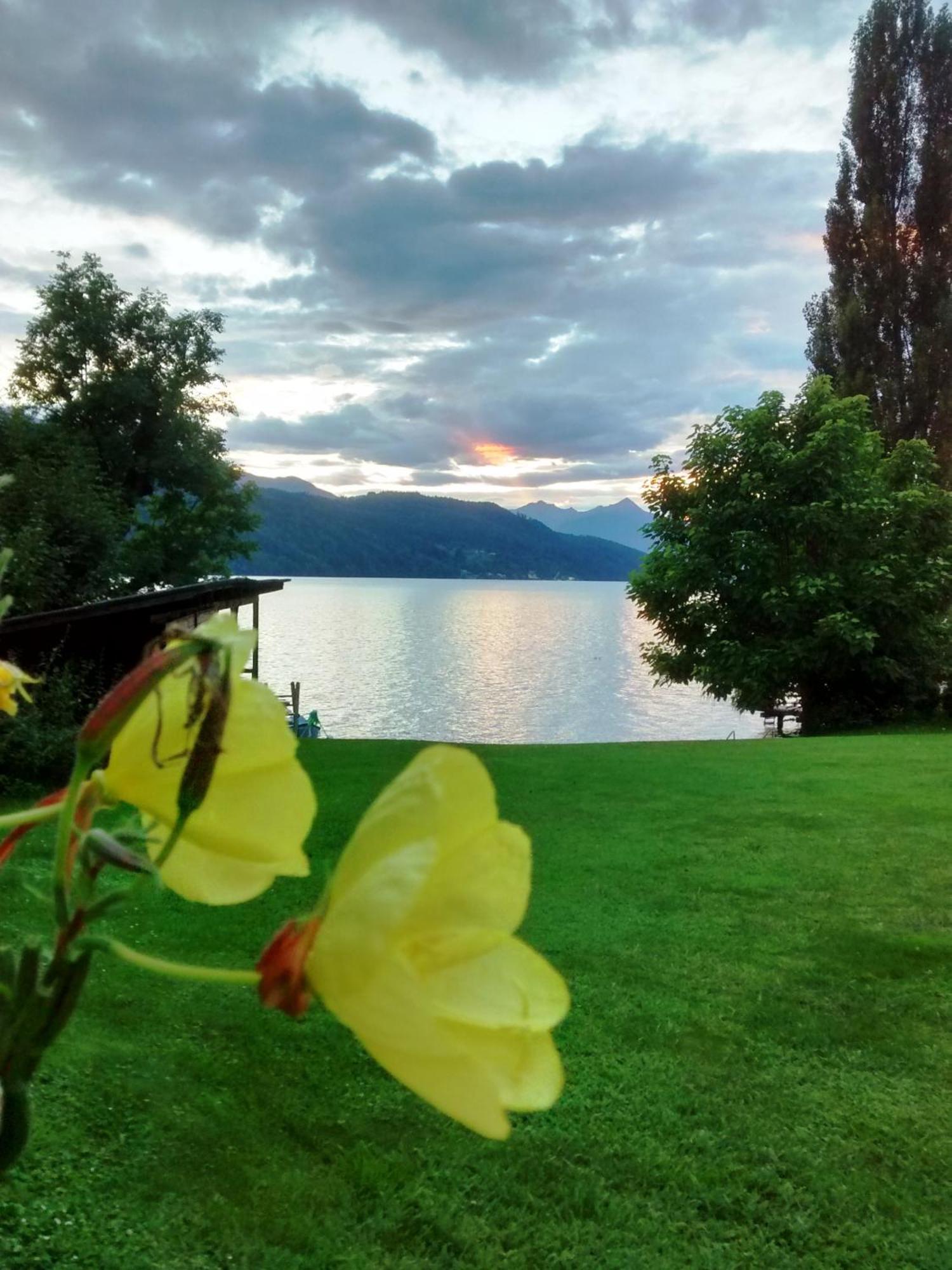 Ferienwohnungen Fischerhaus - Direkt Am See Millstatt Exteriör bild