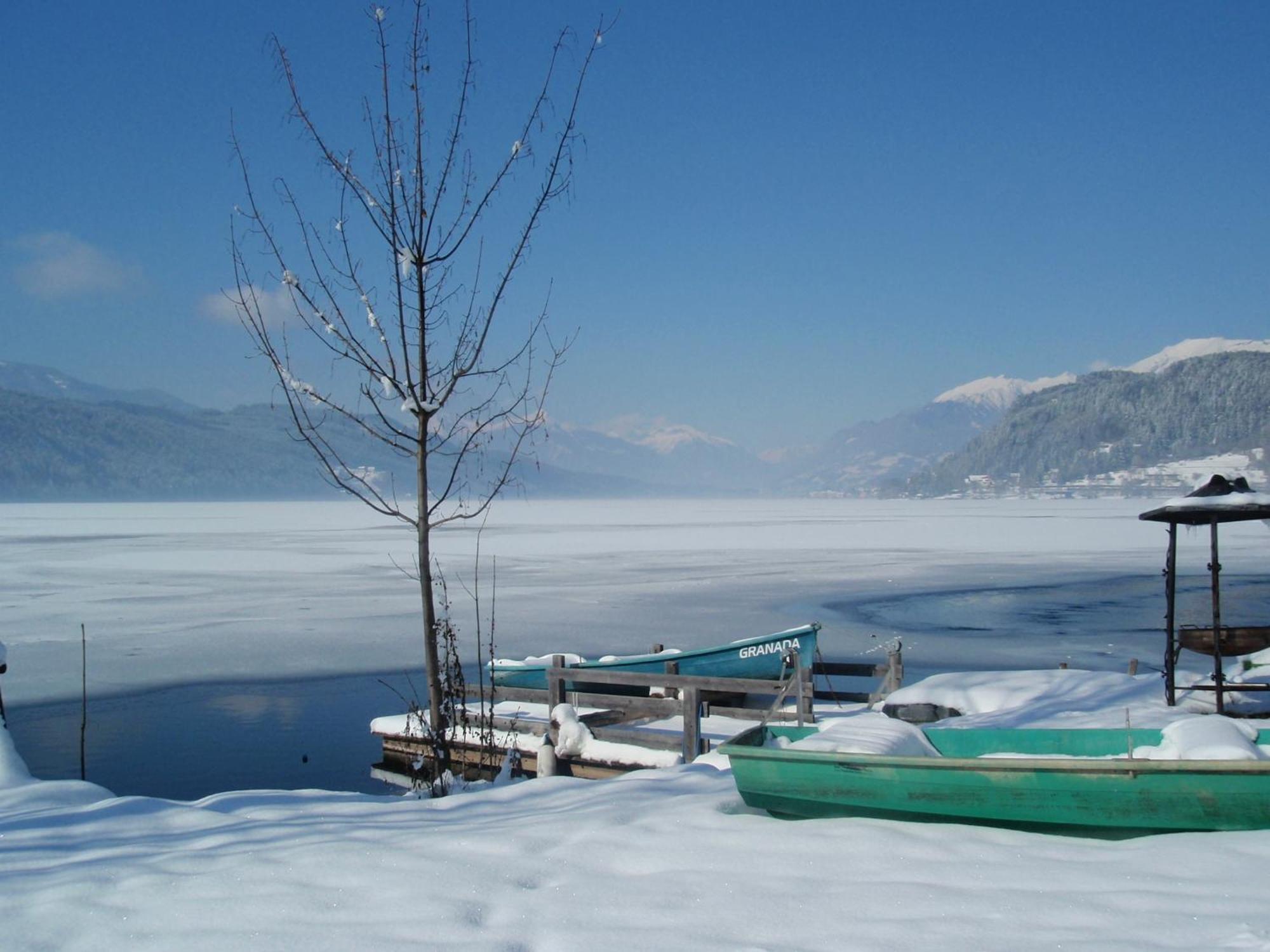 Ferienwohnungen Fischerhaus - Direkt Am See Millstatt Exteriör bild
