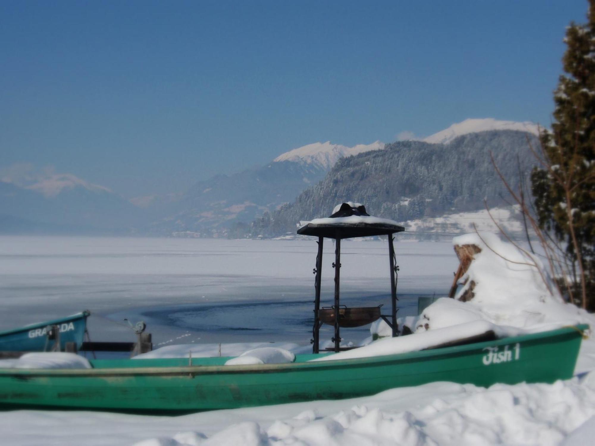 Ferienwohnungen Fischerhaus - Direkt Am See Millstatt Exteriör bild
