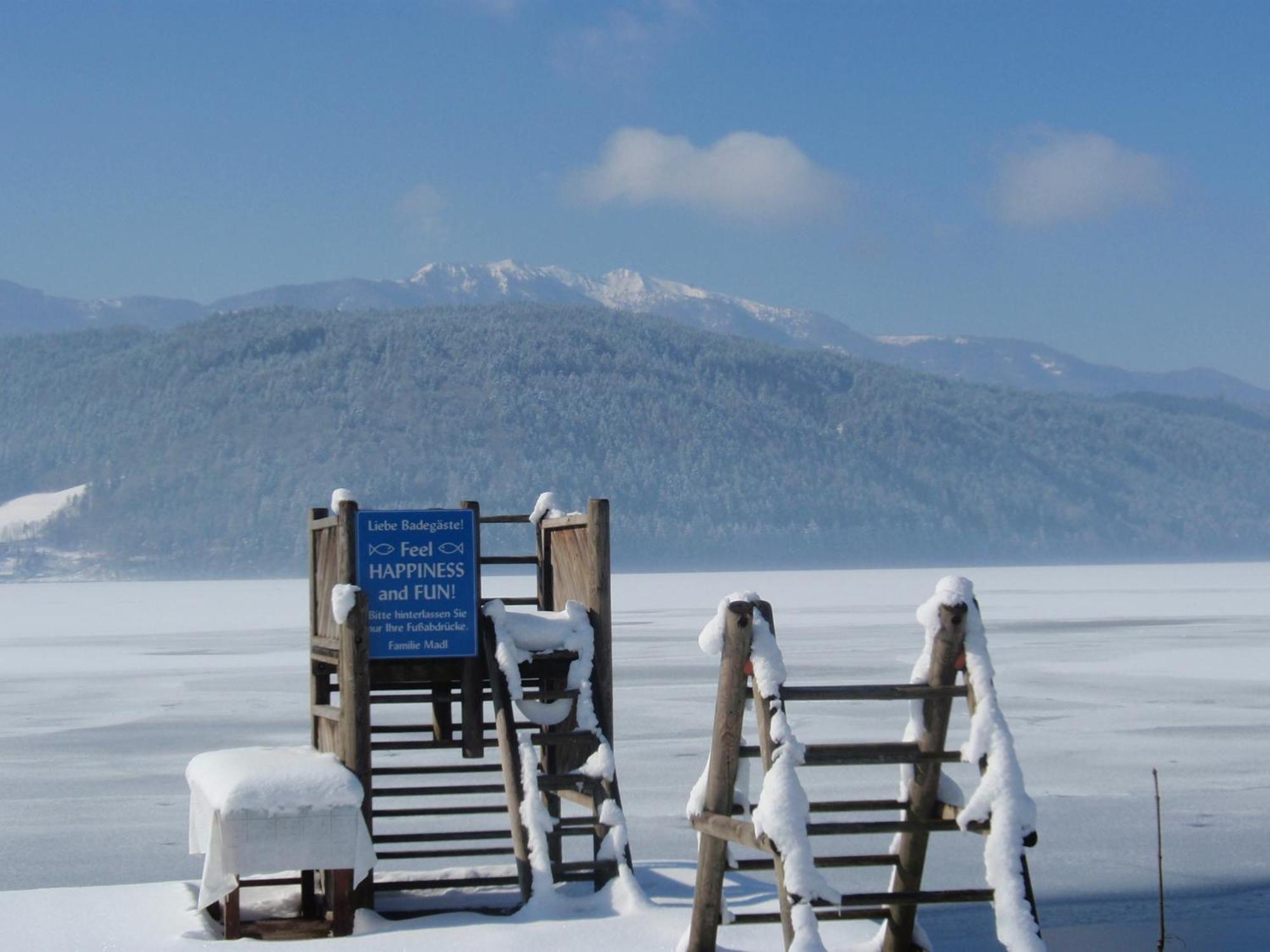 Ferienwohnungen Fischerhaus - Direkt Am See Millstatt Exteriör bild