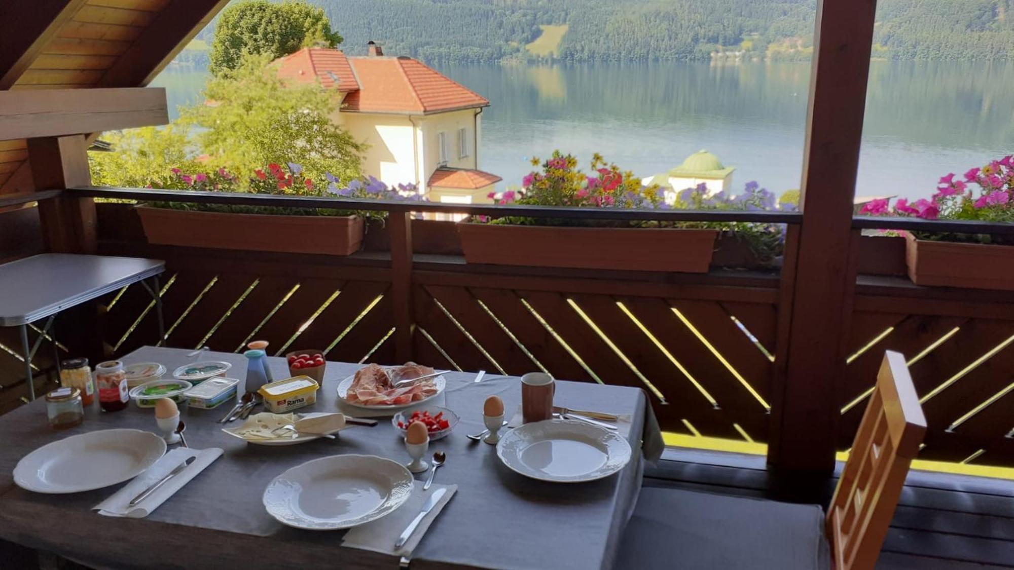 Ferienwohnungen Fischerhaus - Direkt Am See Millstatt Exteriör bild